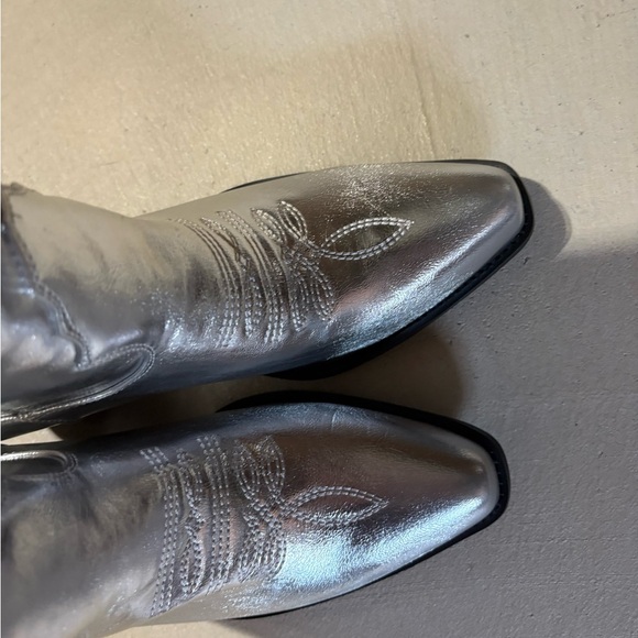 Silver Metallic Cowgirl Western Cowboy Chunky Heeled Boots Size 9 - Picture 9 of 12